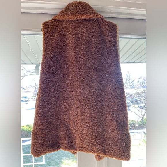 New! Anthropologie Pilcro Teddy Vest. One size. Tags removed. Never worn. - Picture 6 of 10